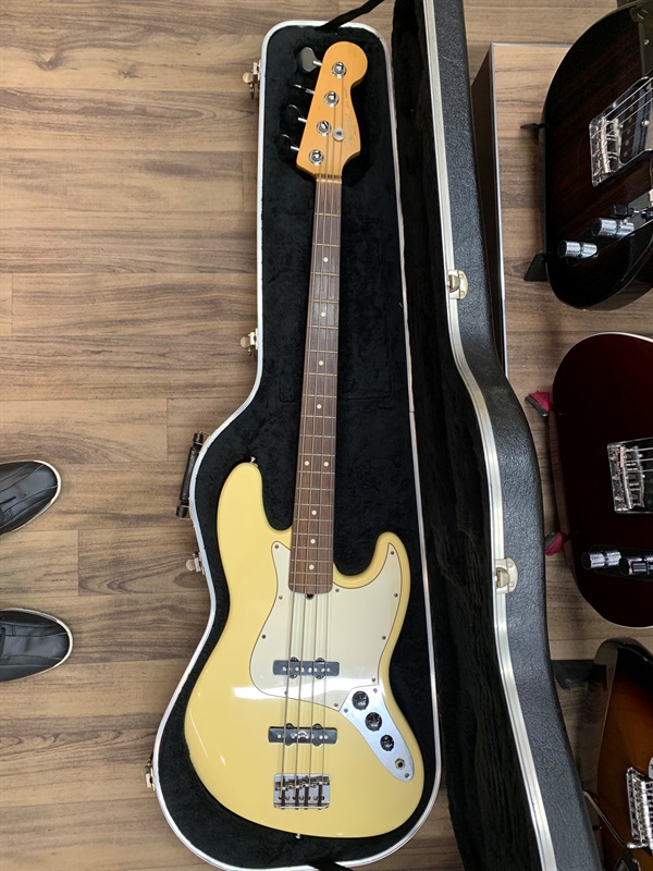 Fender USA American Standard Jazz Bassの画像